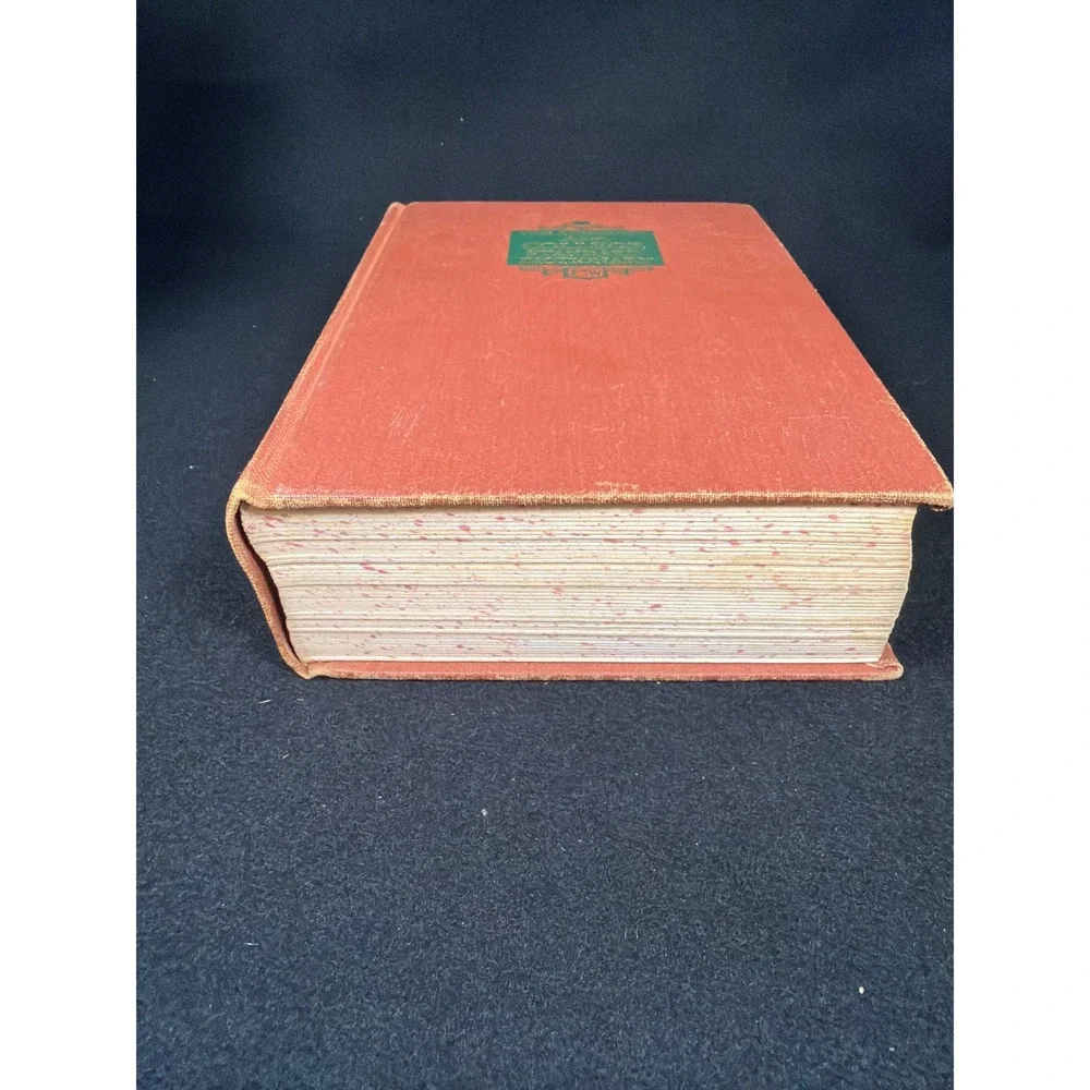 Vintage 1947 Funk & Wagnalls New College Standard Dictionary Empha-type Edition‎